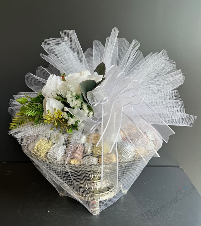 Ayaklı Çikolata Kasesi