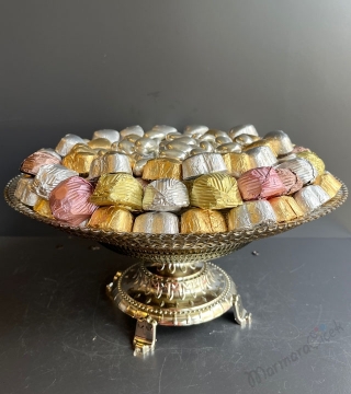 Ayaklı Çikolata Kasesi