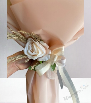 Yapay 15 Somon Güllü Buket