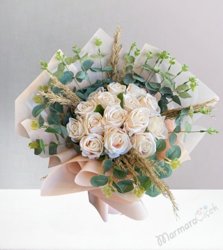 Yapay 15 Somon Güllü Buket