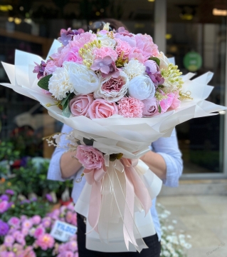 Yapay Şakayık Ve Gül Buketi